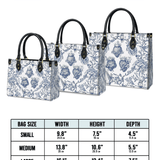 Heilige Eleganz: Blau-weiße Devotion-Ledertasche
