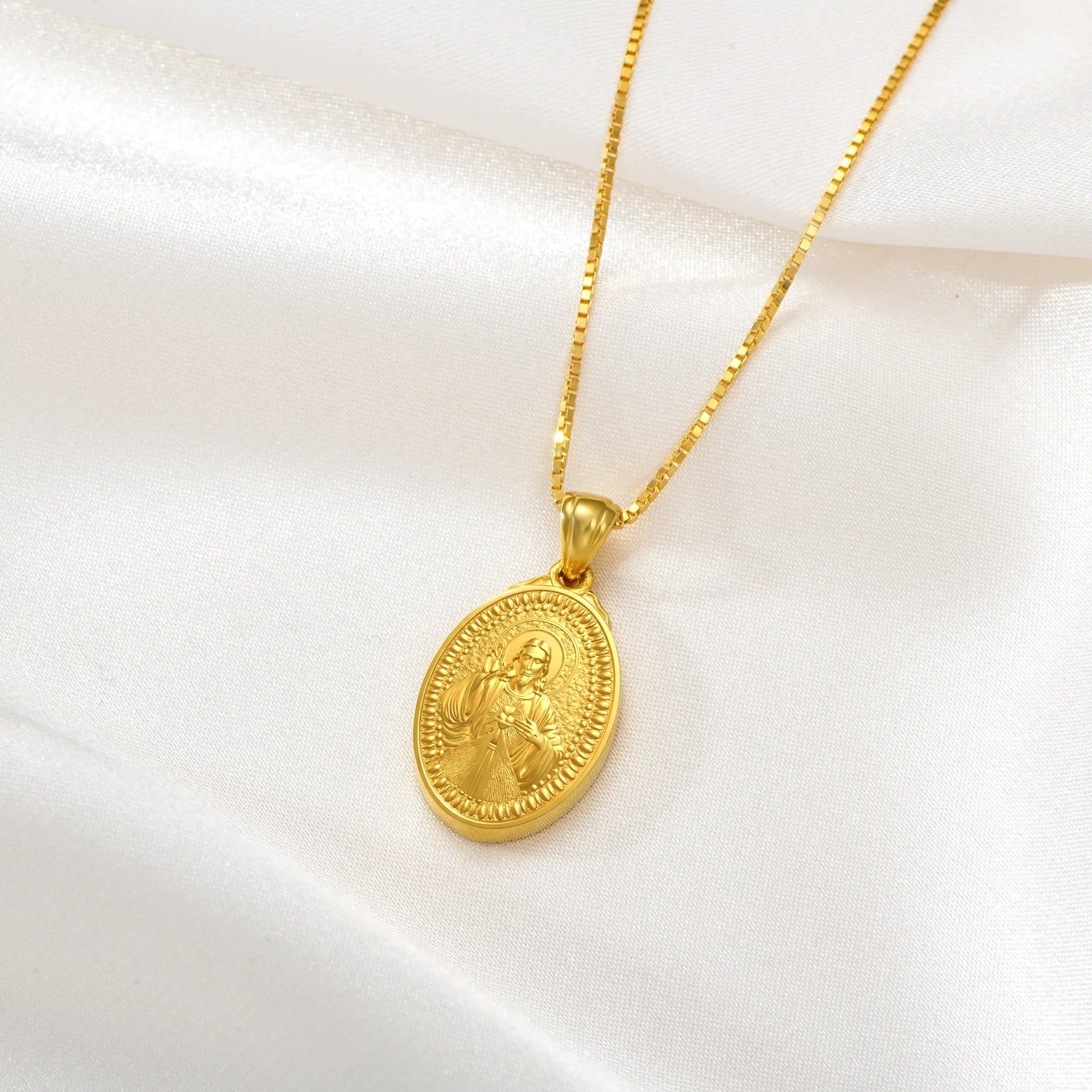 Katholische Halskette mit Herz Jesu und Kreuzschutz in Gold Vermeil 